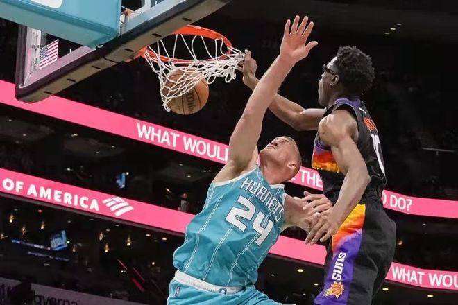 赛中的表现 赛中的表现